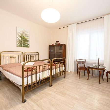 Libusina Villa Kutná Hora Екстериор снимка